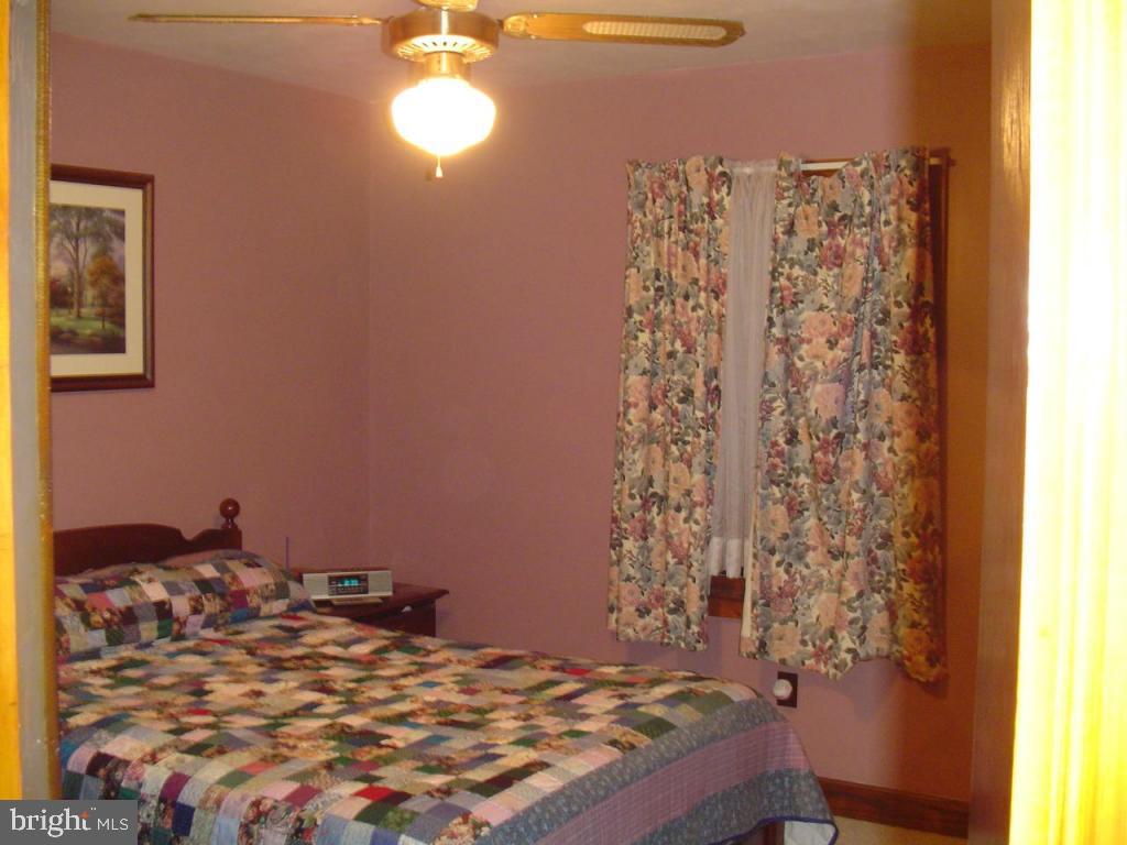 21 Greble Road Jonestown, PA 17038 - Photo 9 of 10 Gallery Image 9