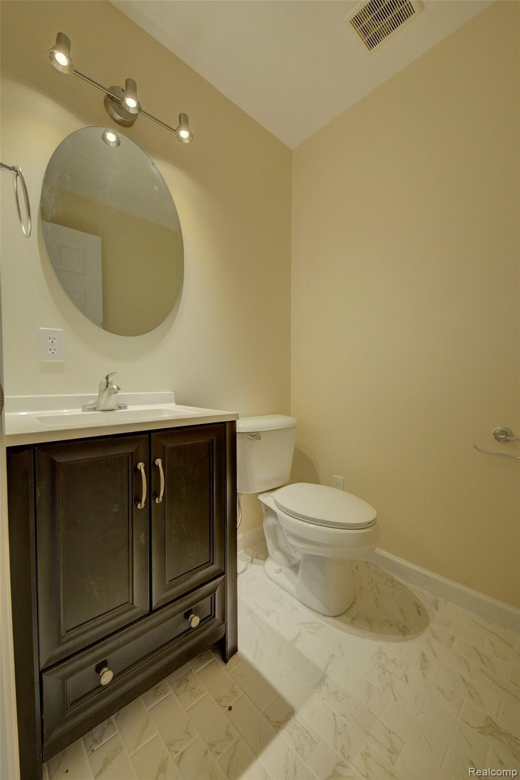 4193 Wheeler Road Fowlerville, MI 48836 - Photo 22 of 64 930A3352_3_4.jpg
