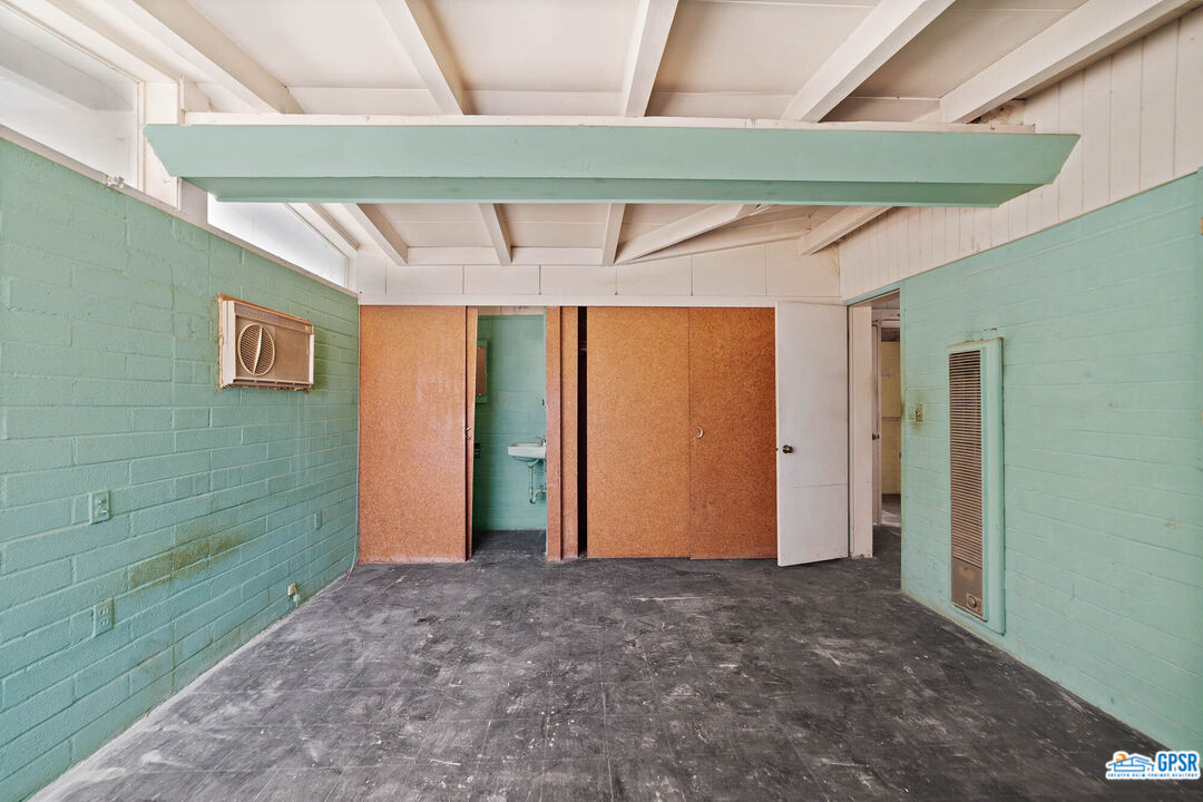 Undisclosed Address Palm Desert, CA 92260 - Photo 17 of 33 a view of an empty room