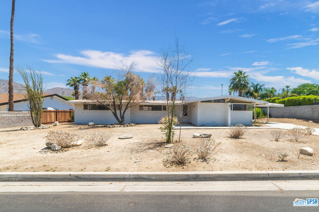 Undisclosed Address Palm Desert, CA 92260 - Photo 2 of 33 a view of a very nice looking yard