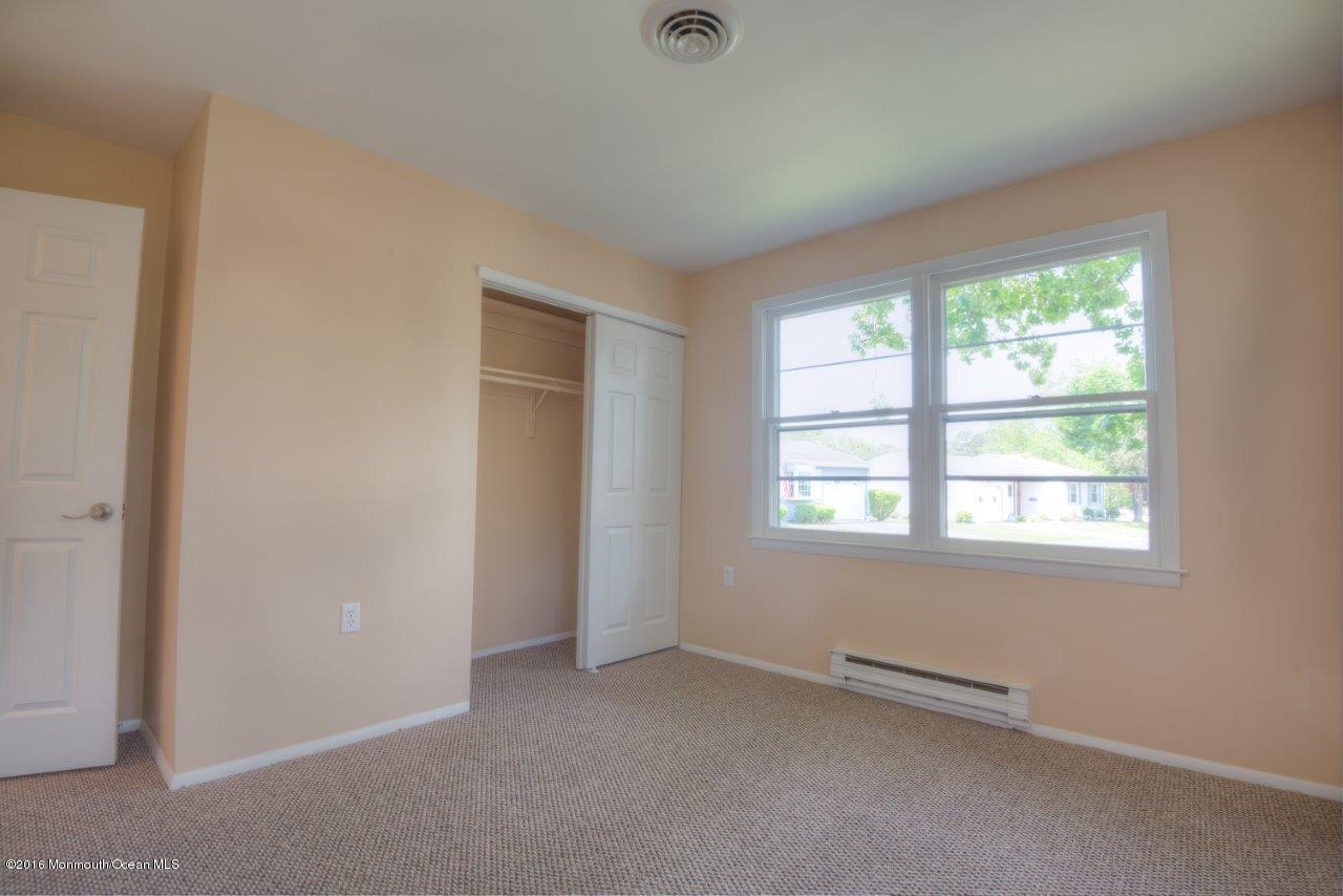 19 Hartford Road Whiting, NJ 08759 - Photo 9 of 14 Hartford 23