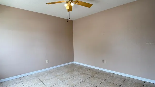 $945 | 211 Caribbean Drive, Unit LOCKOUT, Davenport, FL 33897