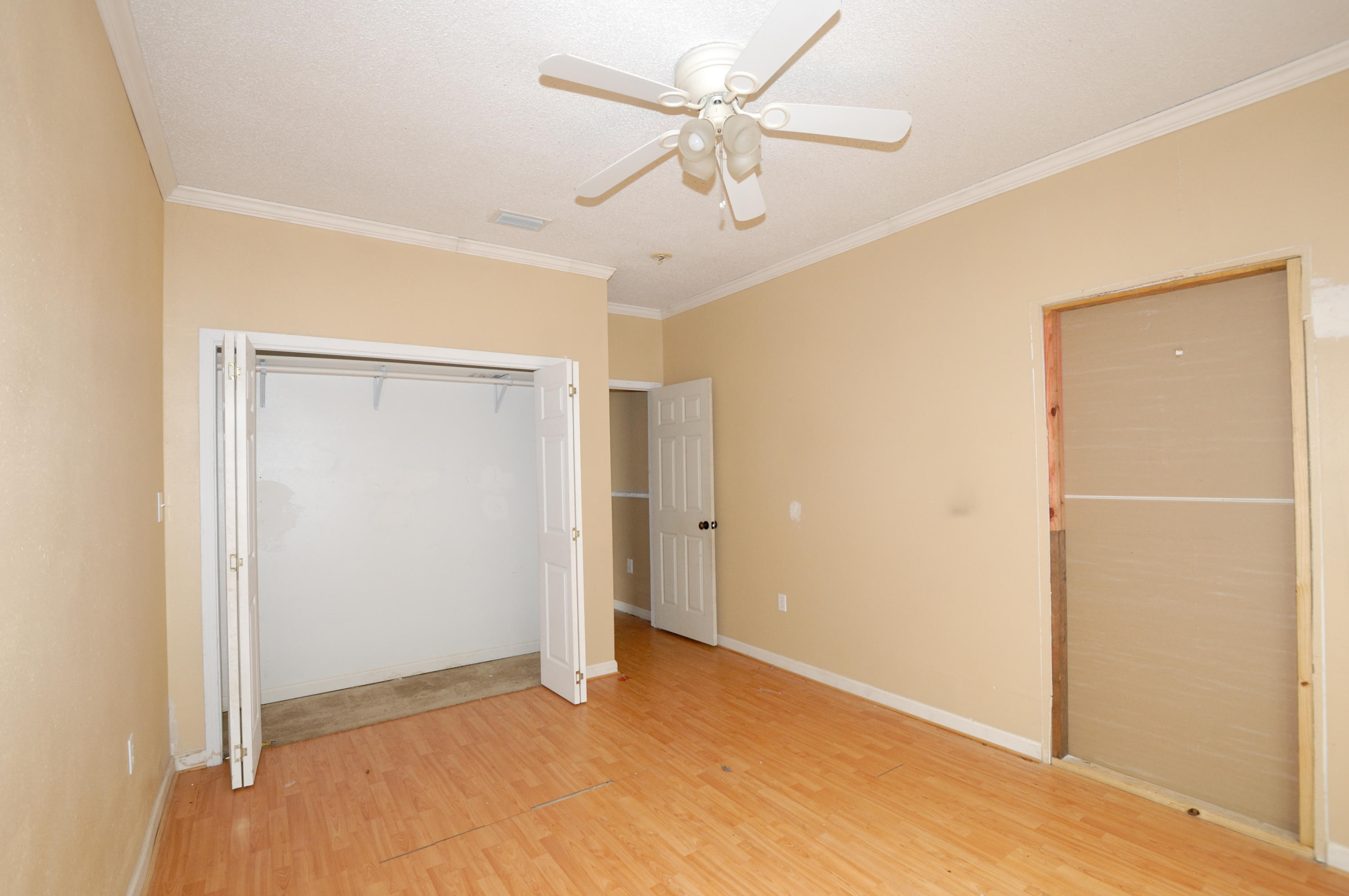 4700 Thompson Street Moss Point, MS 39563 - Photo 15 of 20 DSC_0066