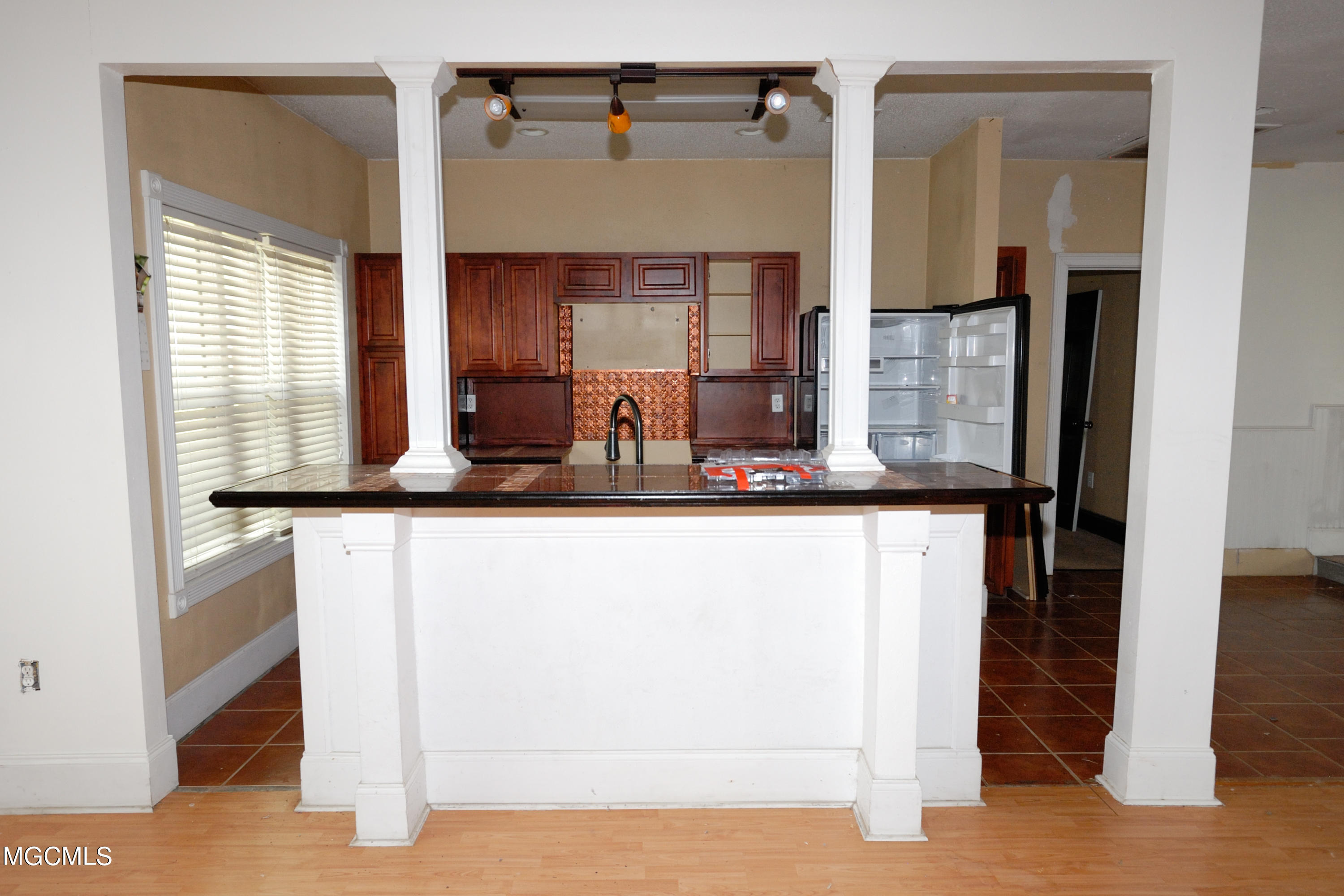 4700 Thompson Street Moss Point, MS 39563 - Photo 7 of 20 DSC_0029