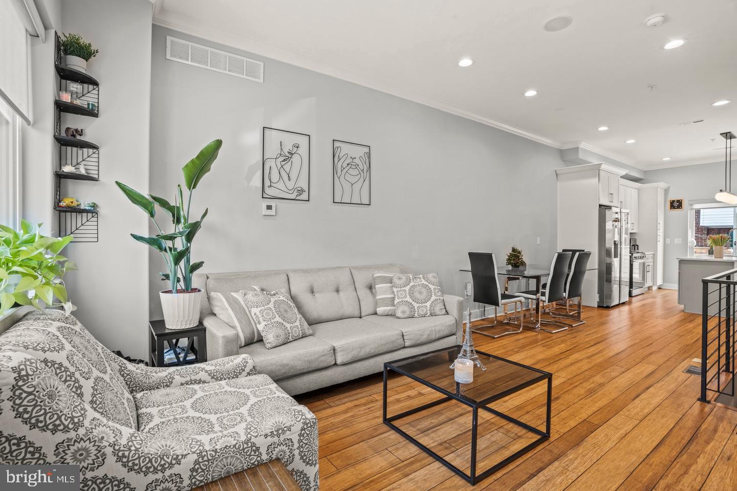 1751 South Taylor Street Philadelphia, PA 19145 - Photo 2 of 28 a living room with furniture