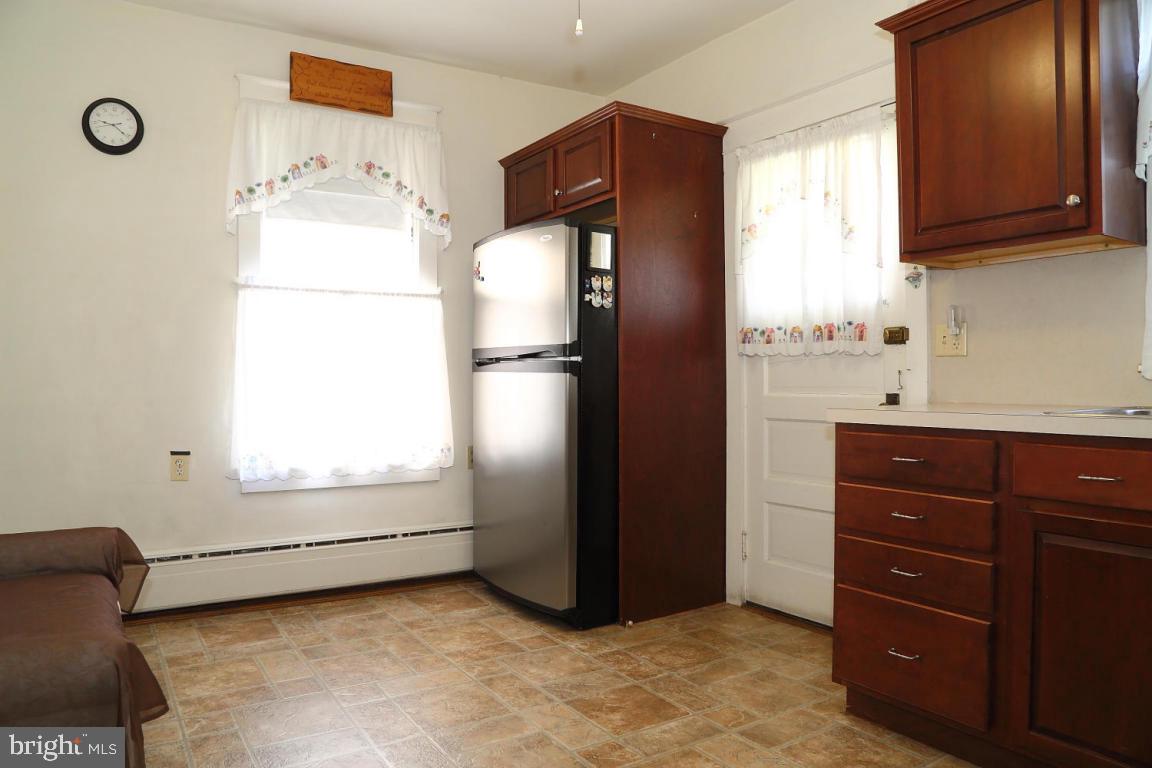 5 West Orange Street Lititz, PA 17543 - Photo 5 of 12 Gallery Image 5
