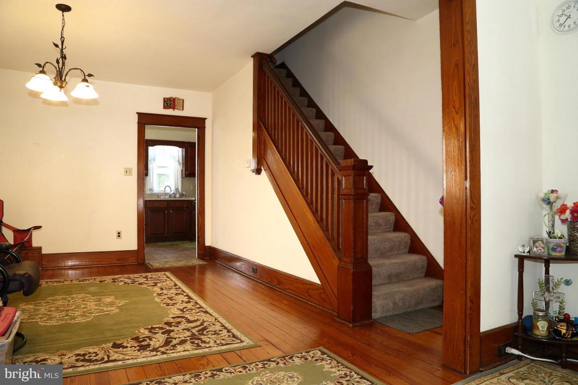 5 West Orange Street Lititz, PA 17543 - Photo 6 of 12 Gallery Image 6