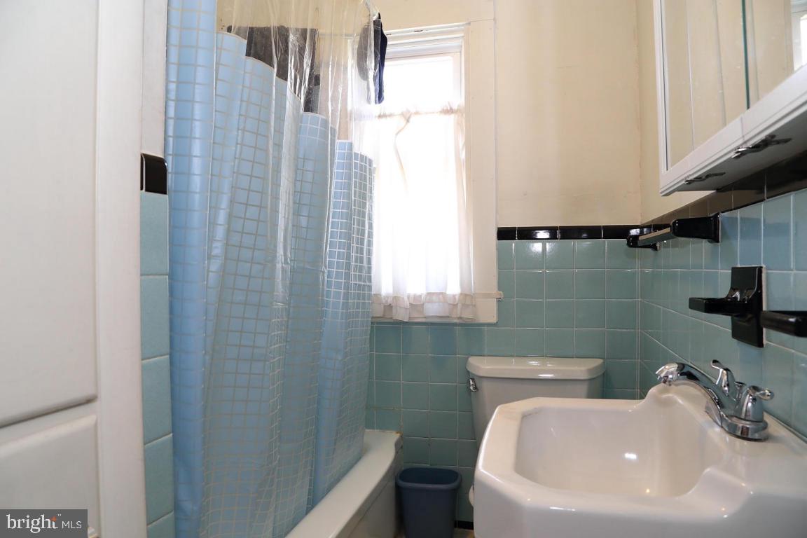 5 West Orange Street Lititz, PA 17543 - Photo 8 of 12 Gallery Image 8