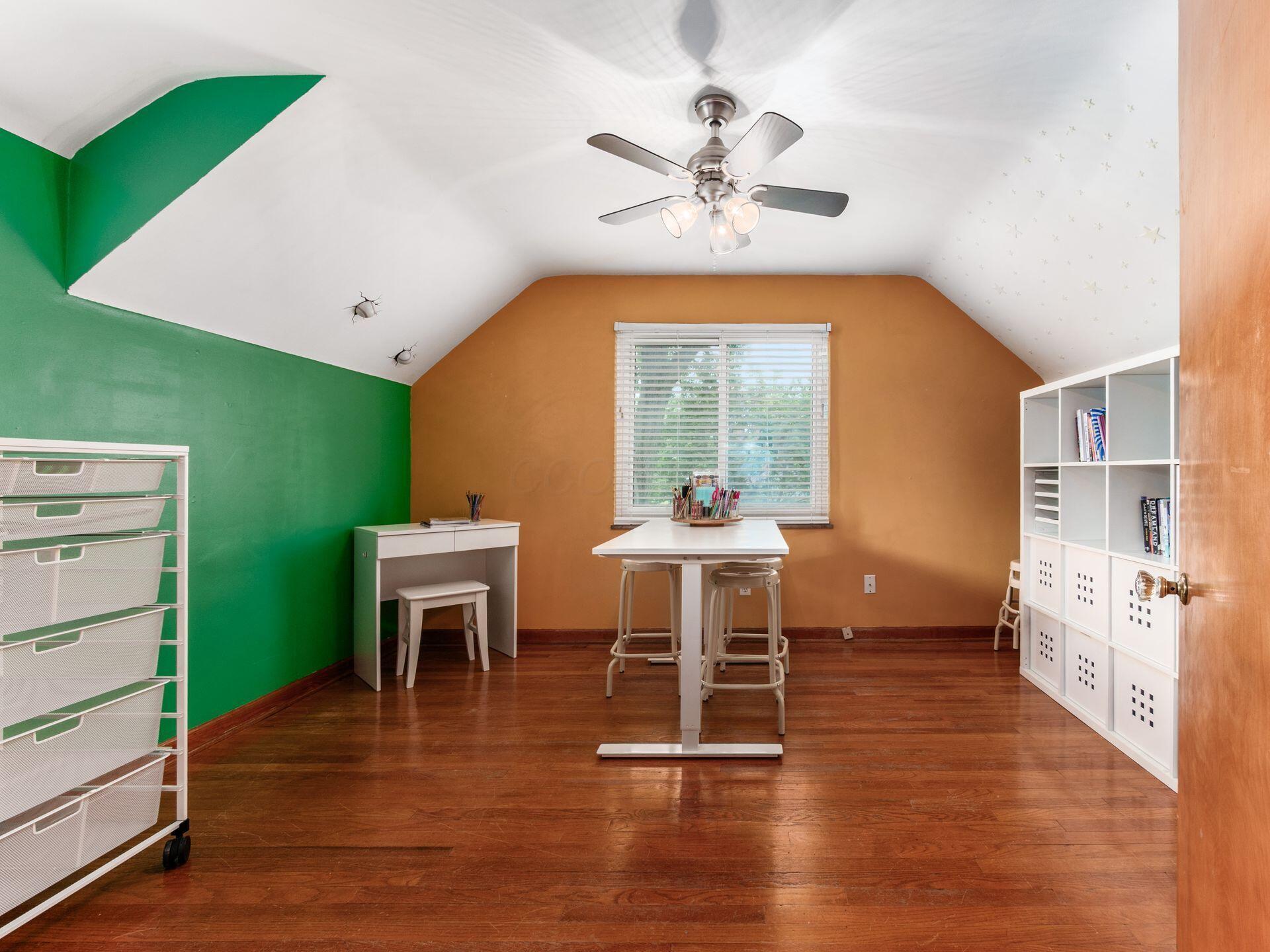 3186 Mountview Road Columbus, OH 43221 - Photo 25 of 46 Gallery Image 25