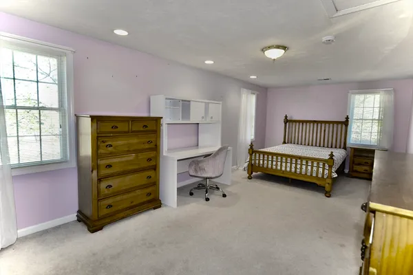 $5,450 | 172 Edgehill Road, Unit 172, Norwood, MA 02062