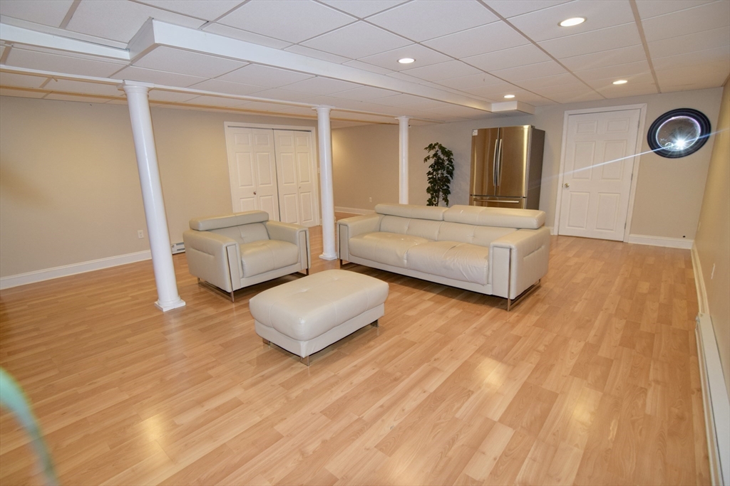 172 Edgehill Road, Unit 172 Norwood, MA 02062 - Photo 15 of 28