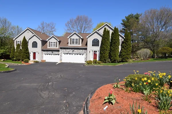 $5,450 | 172 Edgehill Road, Unit 172, Norwood, MA 02062