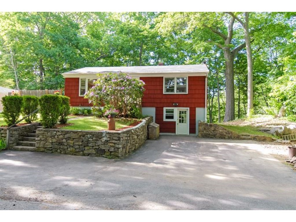 4 Adams Road Kittery, ME 03904 - Photo 1 of 27
