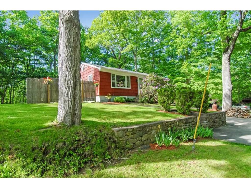 4 Adams Road Kittery, ME 03904 - Photo 17 of 27