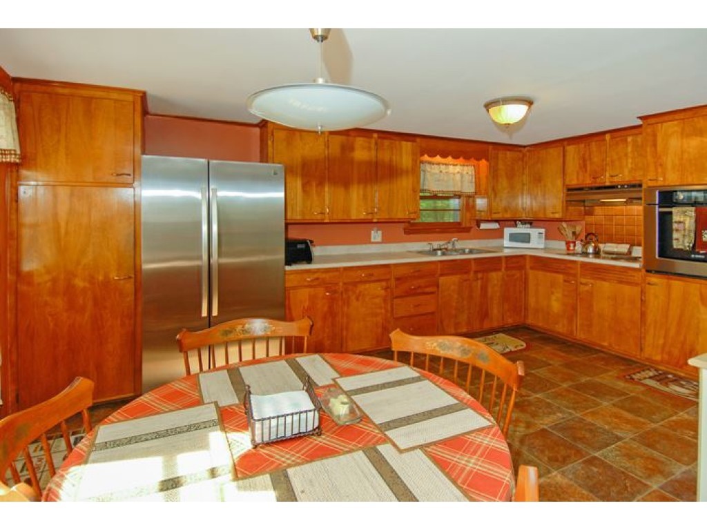 4 Adams Road Kittery, ME 03904 - Photo 4 of 27
