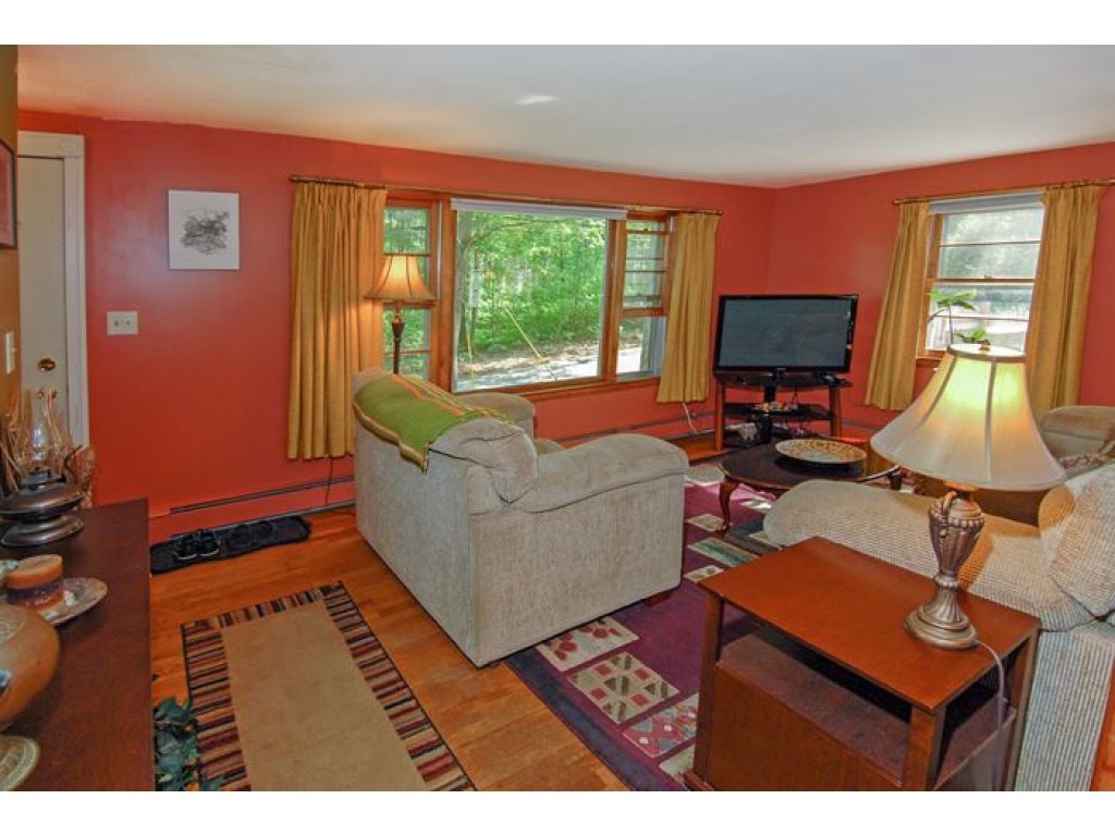4 Adams Road Kittery, ME 03904 - Photo 8 of 27