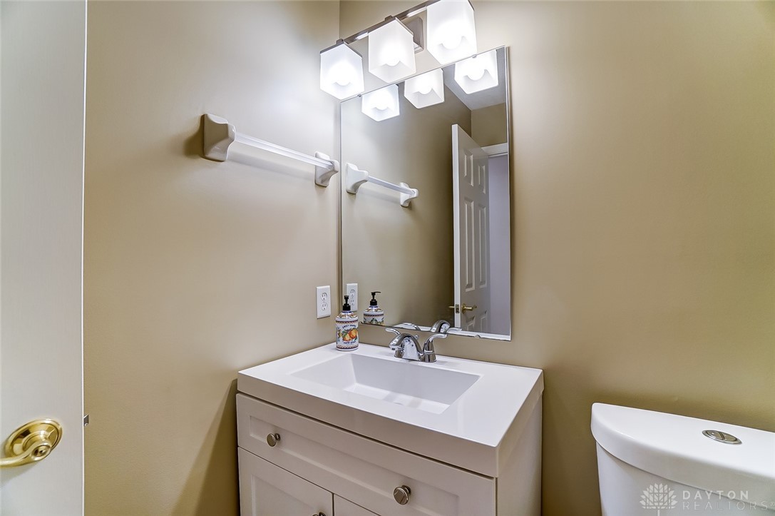 3930 West Summit Ridge Drive Beavercreek, OH 45430 - Photo 18 of 45