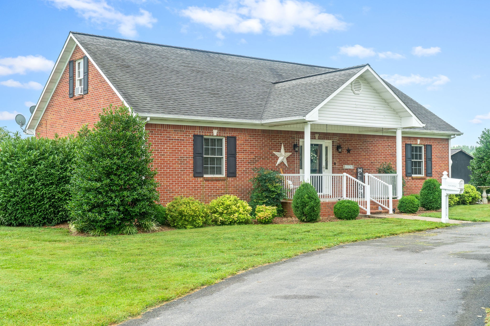1590 Davis Mill Road Elkton, KY 42220 - Photo 3 of 37 Gallery Image 3