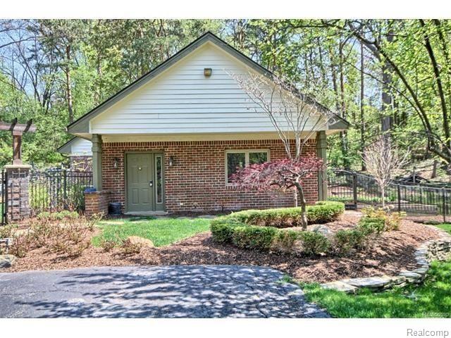 32640 Whatley Road Franklin, MI 48025 - Photo 40 of 48 whatley60.jpg