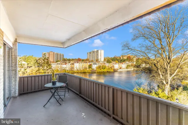 $3,095 | 7505 Democracy Boulevard, Bethesda, MD 20817