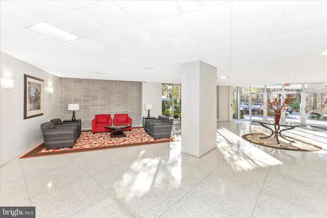 $3,095 | 7505 Democracy Boulevard, Bethesda, MD 20817