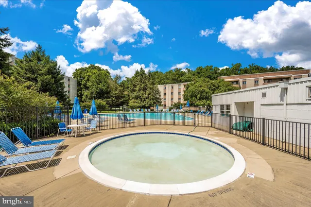 $3,095 | 7505 Democracy Boulevard, Bethesda, MD 20817