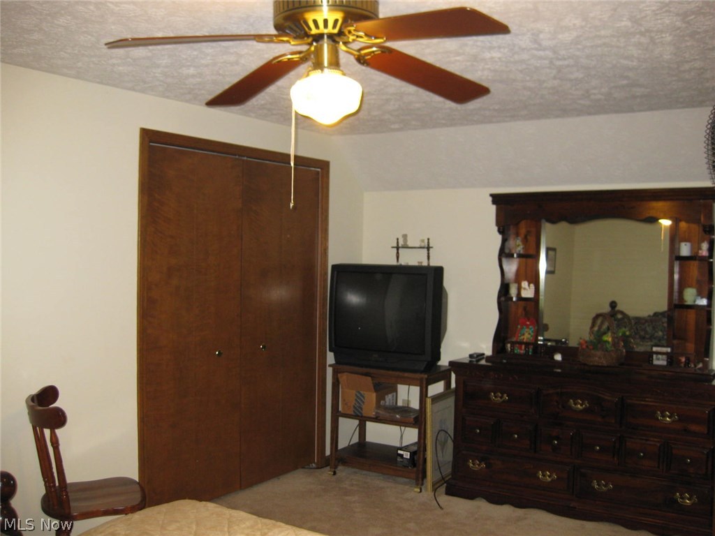 4566 Case Road Avon, OH 44011 - Photo 17 of 34