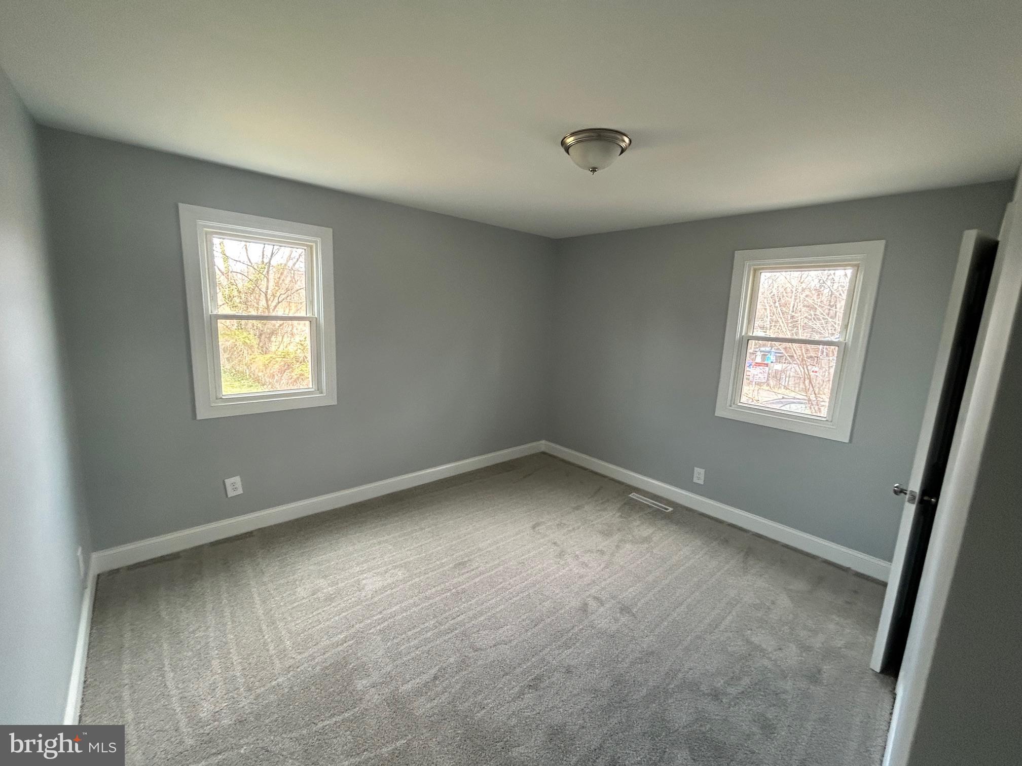 212 Sycamore Road Baltimore, MD 21226 - Photo 13 of 26