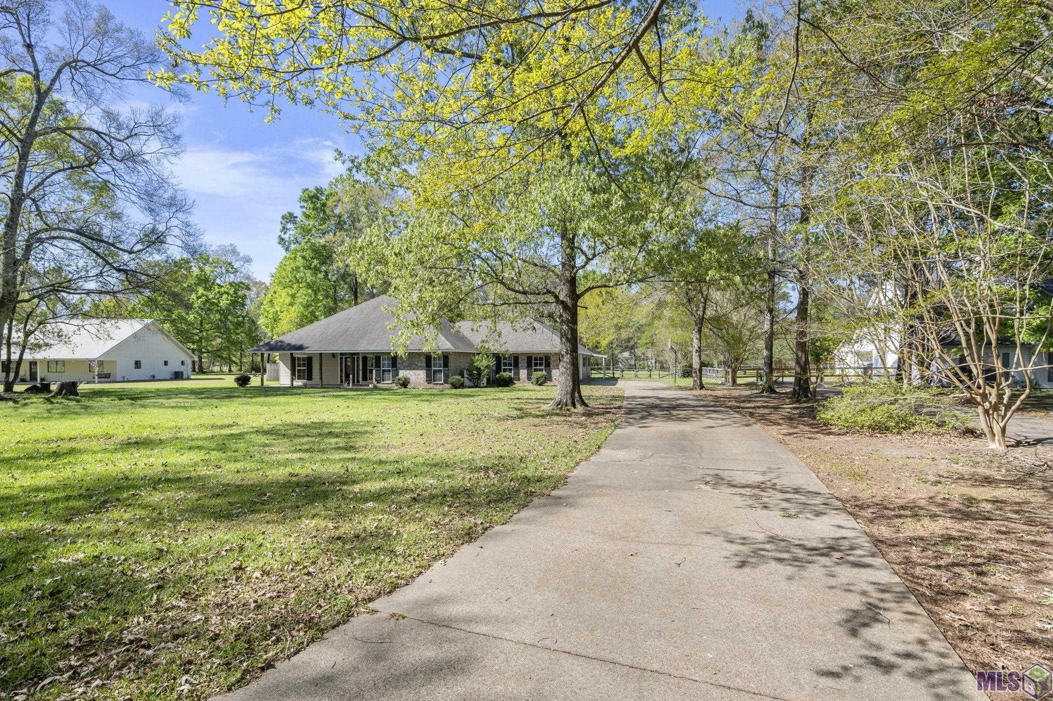 7936 Ben Fugler Road Denham Springs, LA 70706 - Photo 5 of 41