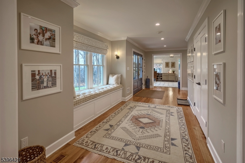 93 Pleasantville Road New Vernon, NJ 07976 - Photo 3 of 35