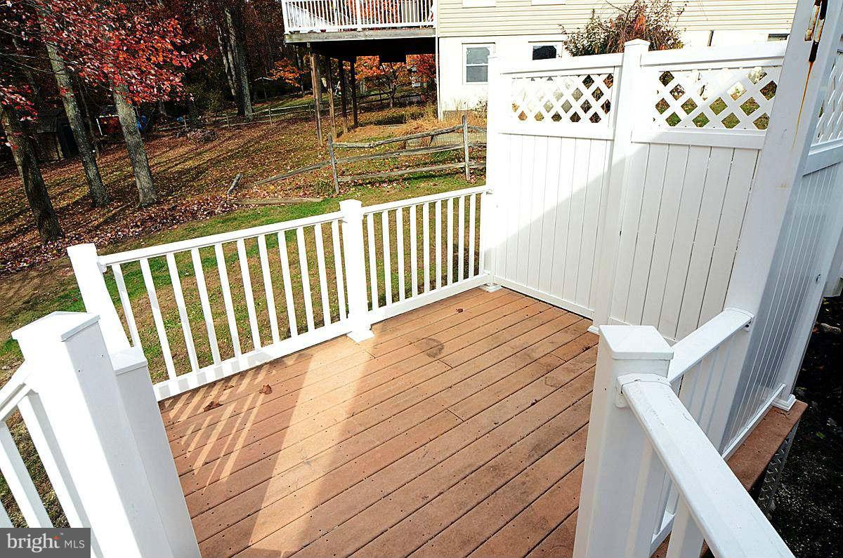 24506 Fossen Road Damascus, MD 20872 - Photo 11 of 27 Deck