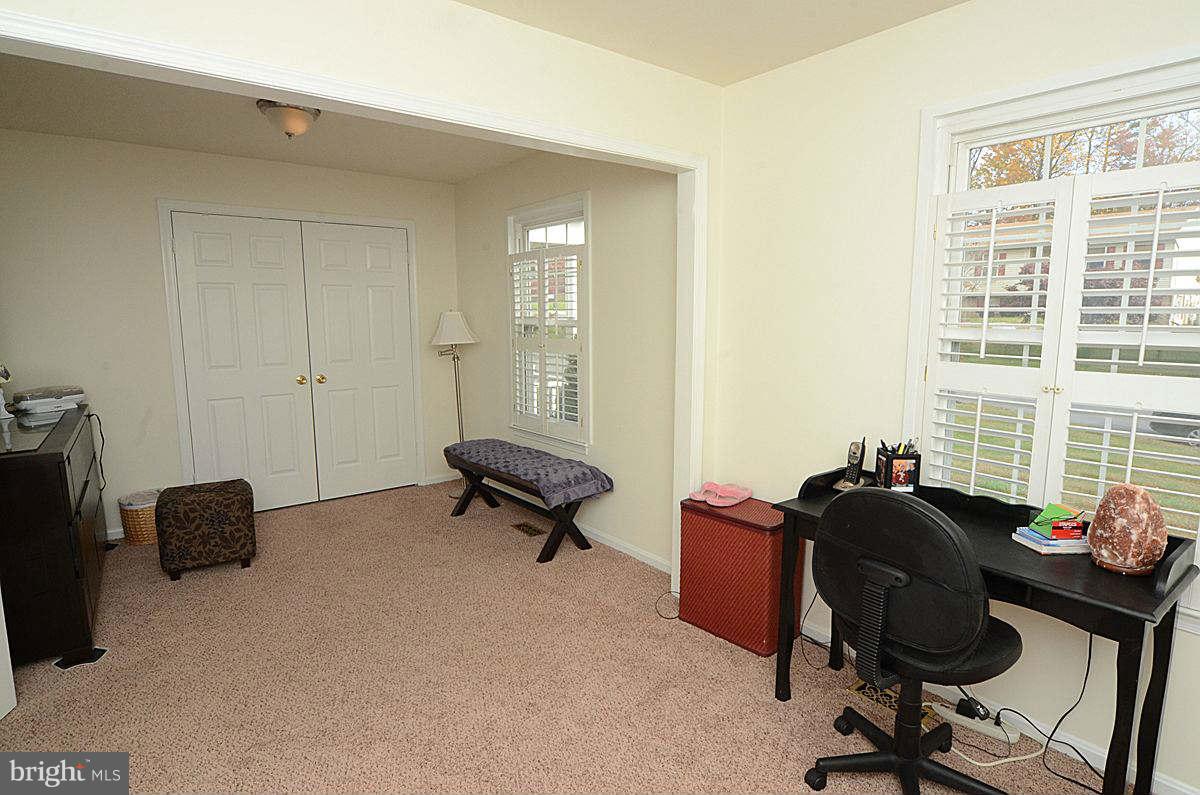 24506 Fossen Road Damascus, MD 20872 - Photo 14 of 27 Bedroom