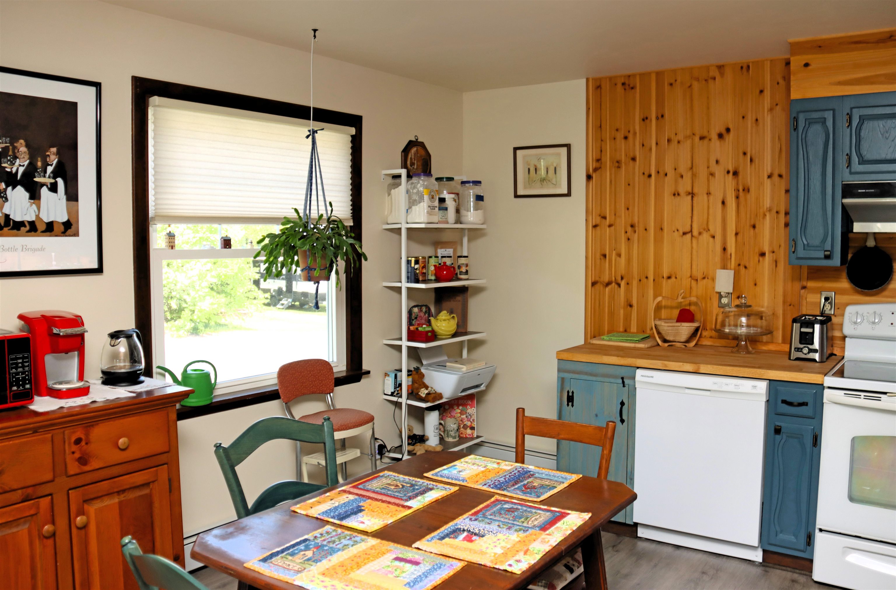 152 Howard Street Berlin, NH 03570 - Photo 7 of 28