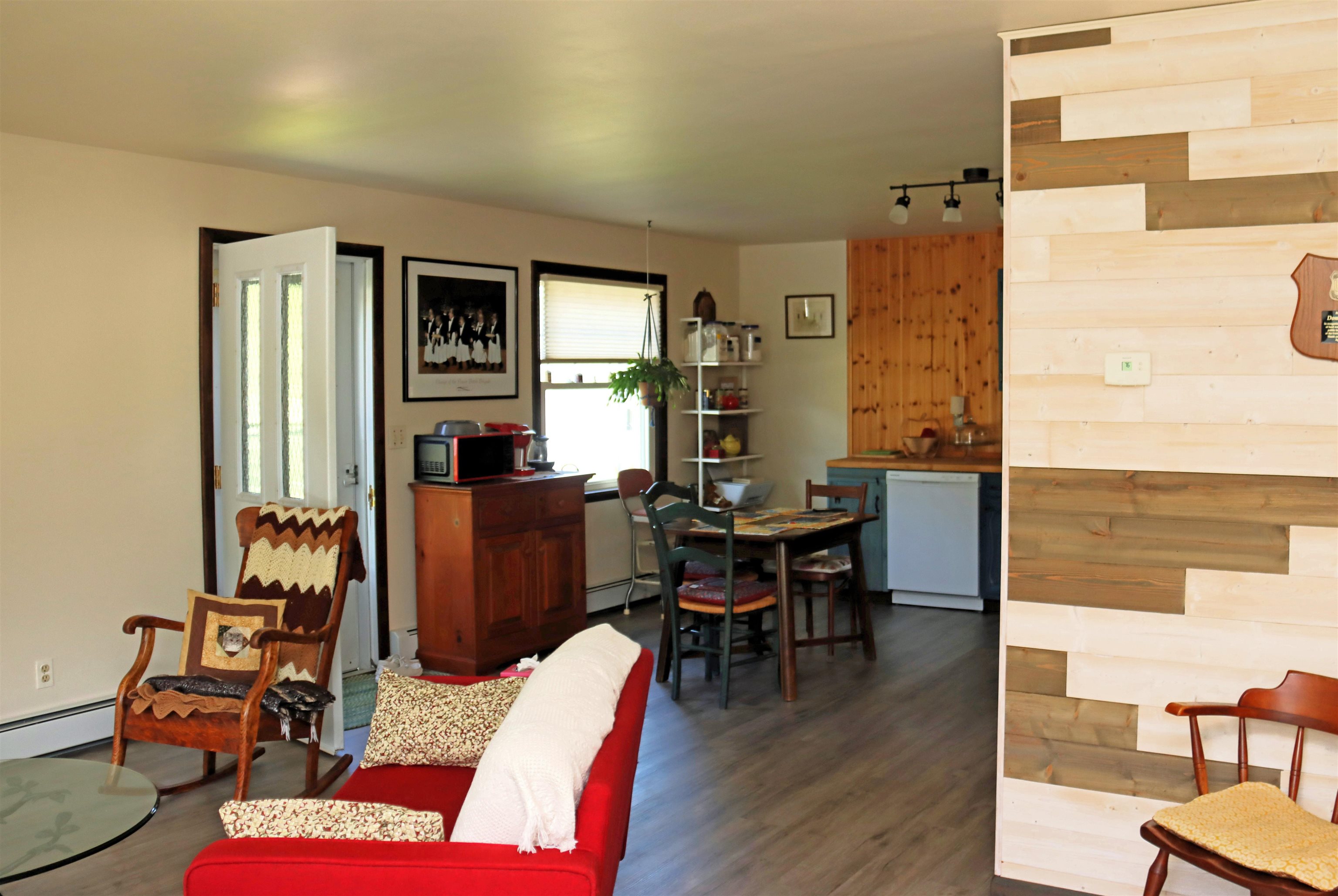 152 Howard Street Berlin, NH 03570 - Photo 9 of 28