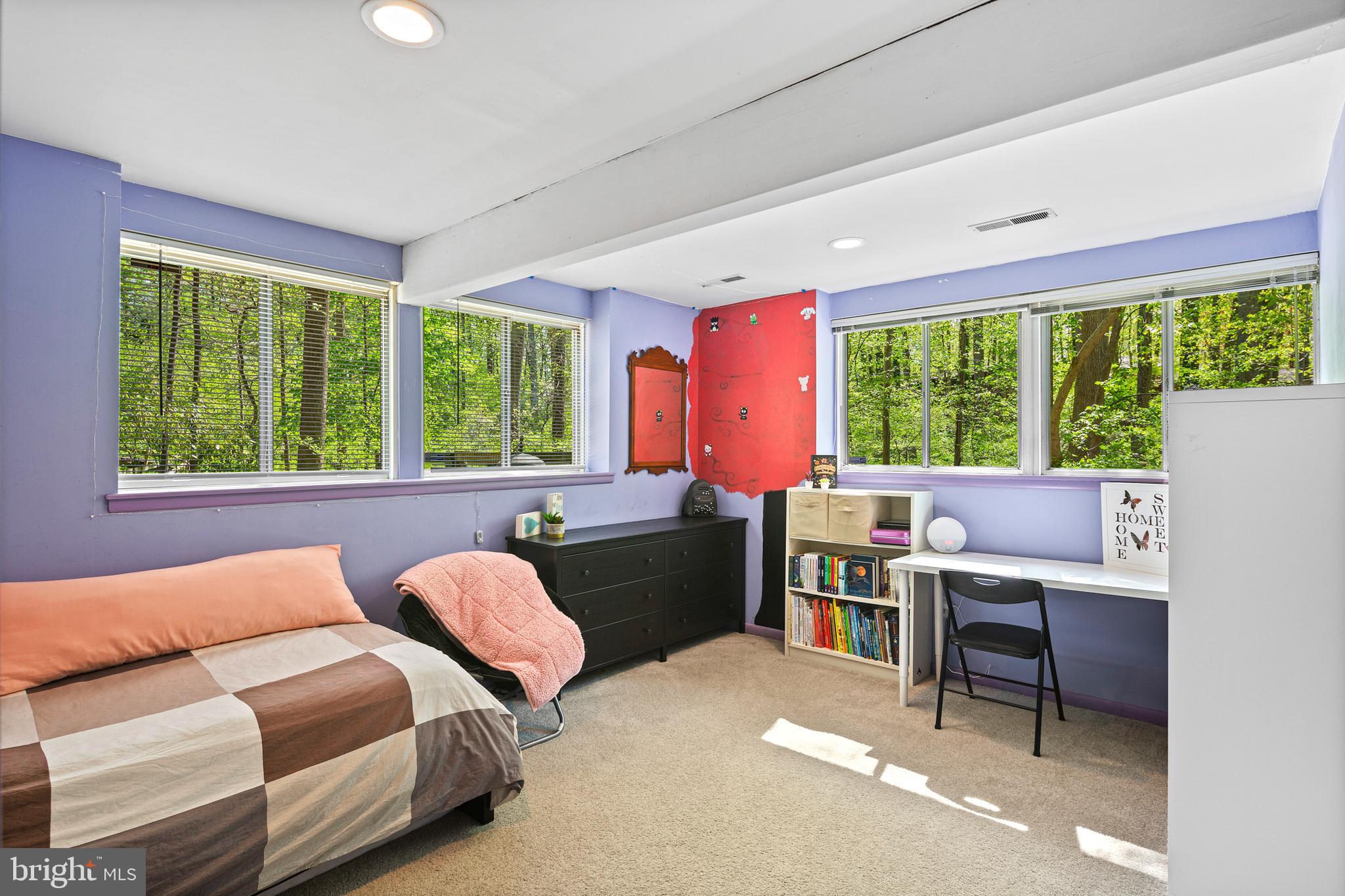 11097 Swansfield Road Columbia, MD 21044 - Photo 19 of 30 Bedroom #2 with windows on 2 sides