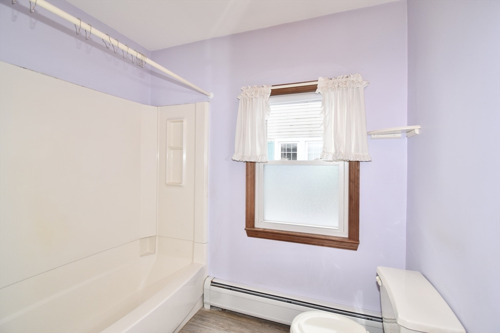 79 Arvilla Street Springfield, MA 01118 - Photo 14 of 28