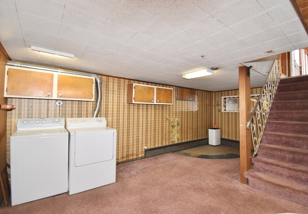 79 Arvilla Street Springfield, MA 01118 - Photo 22 of 28