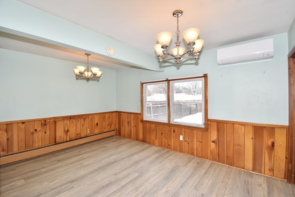 79 Arvilla Street Springfield, MA 01118 - Photo 7 of 28