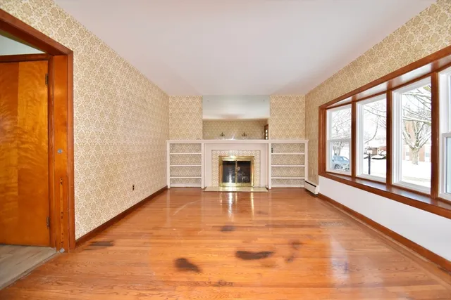 $289,900 | 79 Arvilla Street, Springfield, MA 01118