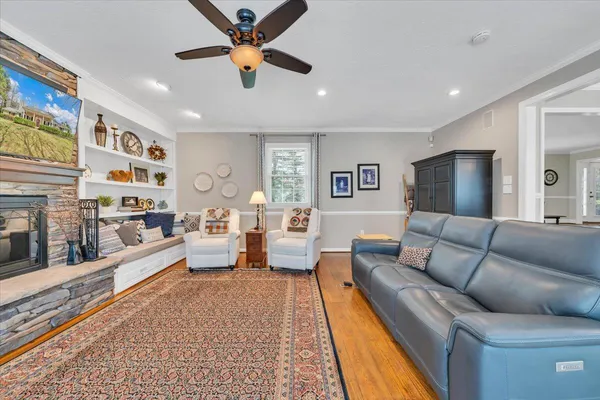 $685,000 | 702 Marion Lane, Salem, VA 24153