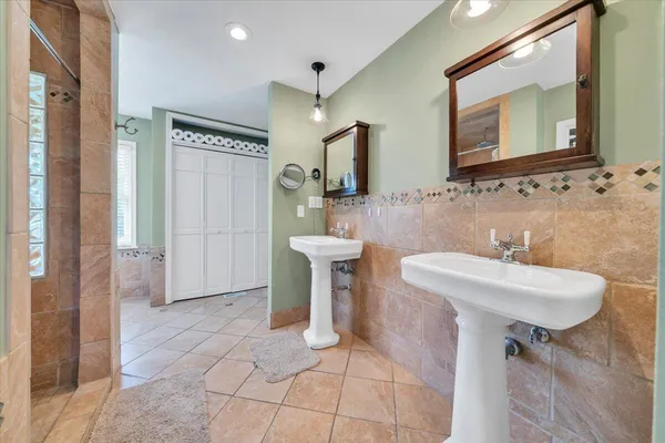 $685,000 | 702 Marion Lane, Salem, VA 24153