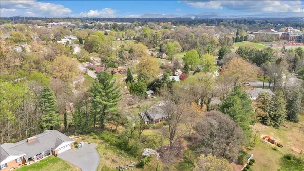 $685,000 | 702 Marion Lane, Salem, VA 24153