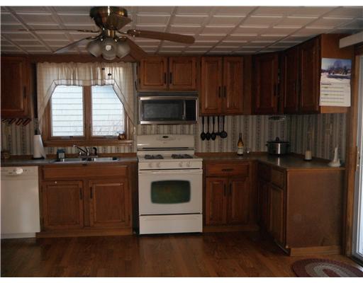 40 Second Point Road Warwick, RI 02889 - Photo 5 of 18 Kitchen.