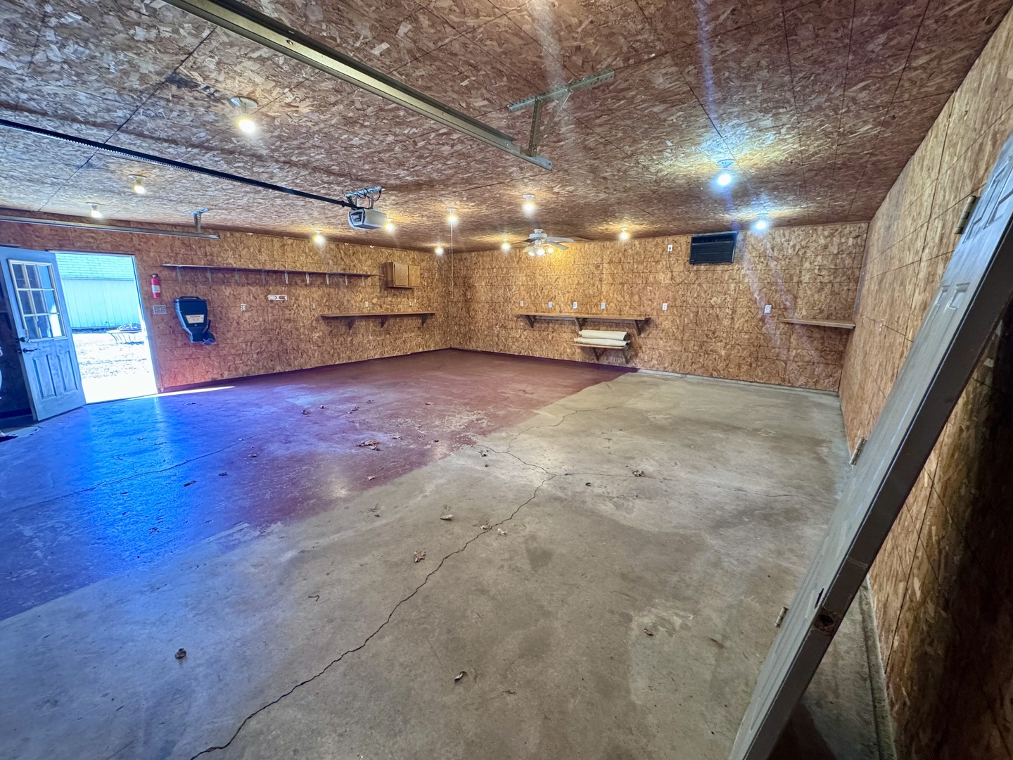 1619 East Washington Street Clinton, IL 61727 - Photo 30 of 32 a view of empty room with wooden floor