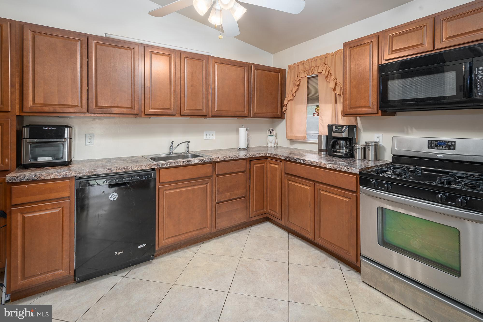 801 Providence Road Towson, MD 21286 - Photo 11 of 30