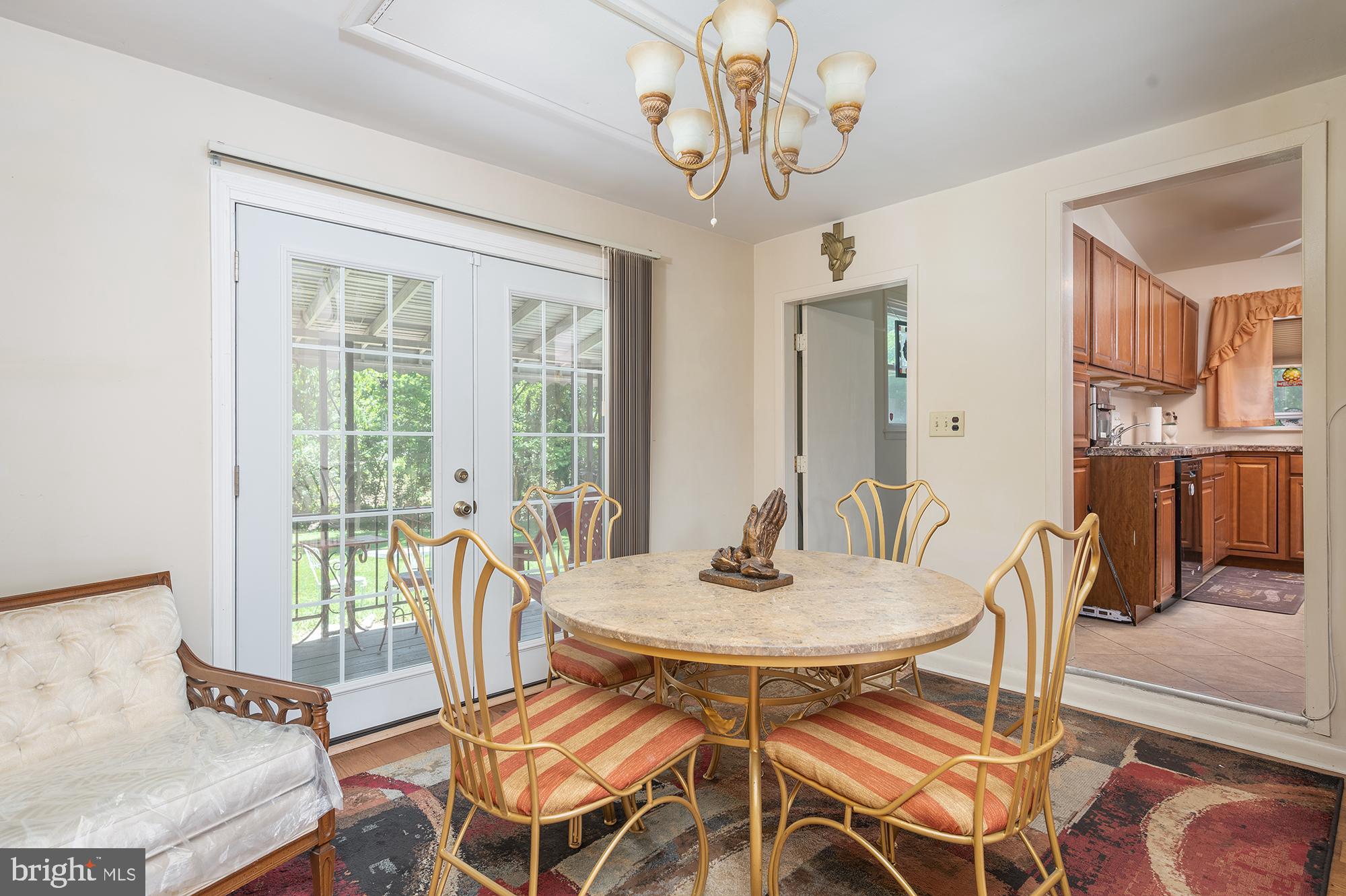 801 Providence Road Towson, MD 21286 - Photo 13 of 30 Formal Dining Room