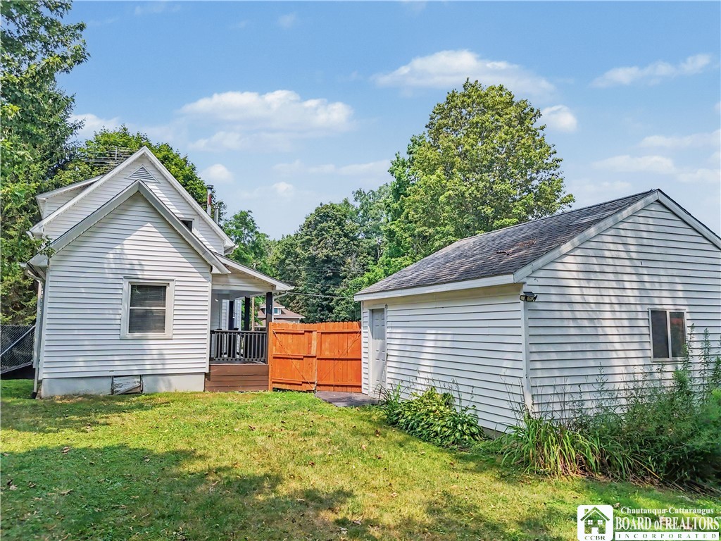 1369 Sturgeon Point Road Evans, NY 14047 - Photo 7 of 30 Gallery Image 7