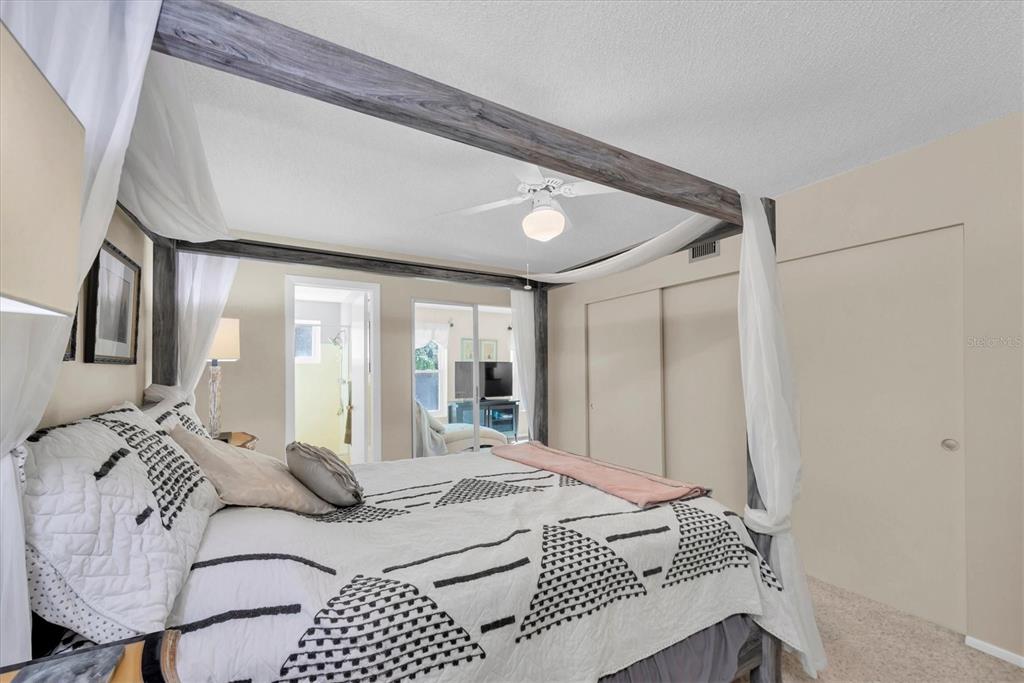 2469 Franciscan Drive, Unit 53 Clearwater, FL 33763 - Photo 18 of 51 a living room with furniture