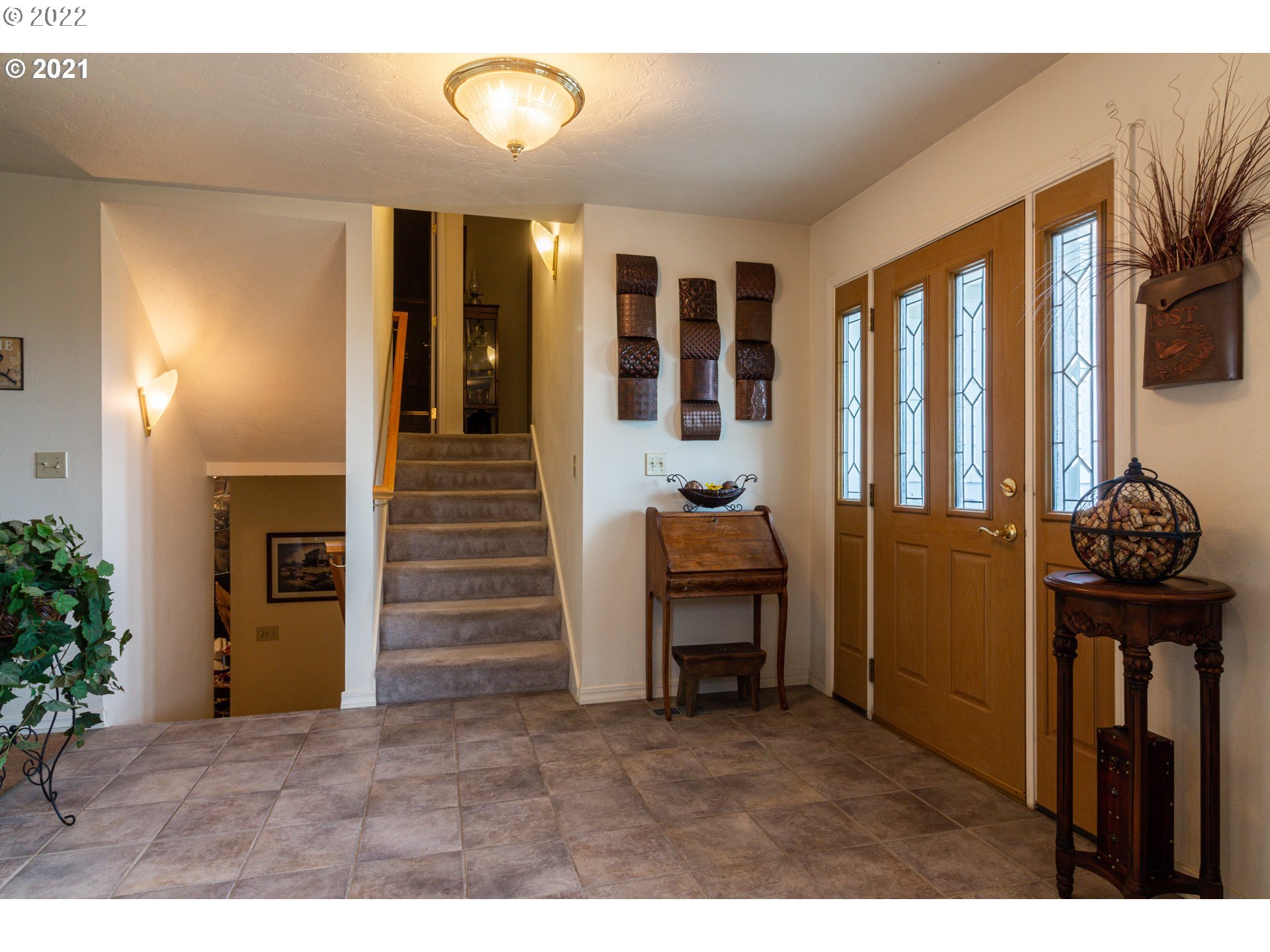 2084 Southwest Quinney Court Pendleton, OR 97801 - Photo 3 of 32 Gallery Image 3