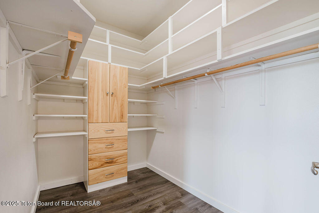44 Glacier Road Pinedale, WY 82941 - Photo 16 of 44 Primary Closet